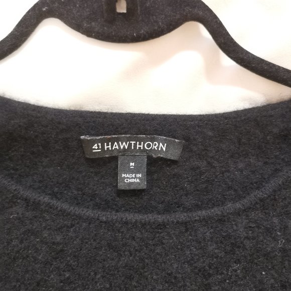 100% Cashmere Crewneck Sweater - Picture 2 of 5